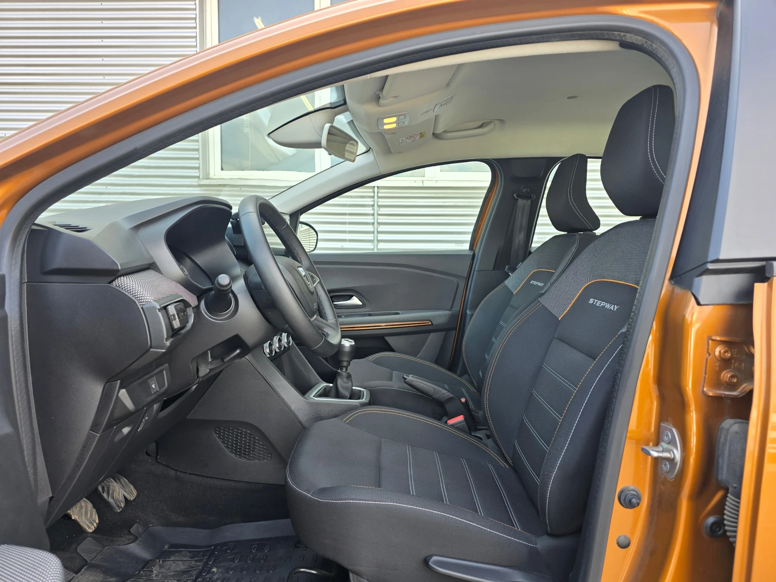 Dacia Sandero Stepway 1.0 Tce - изображение 6