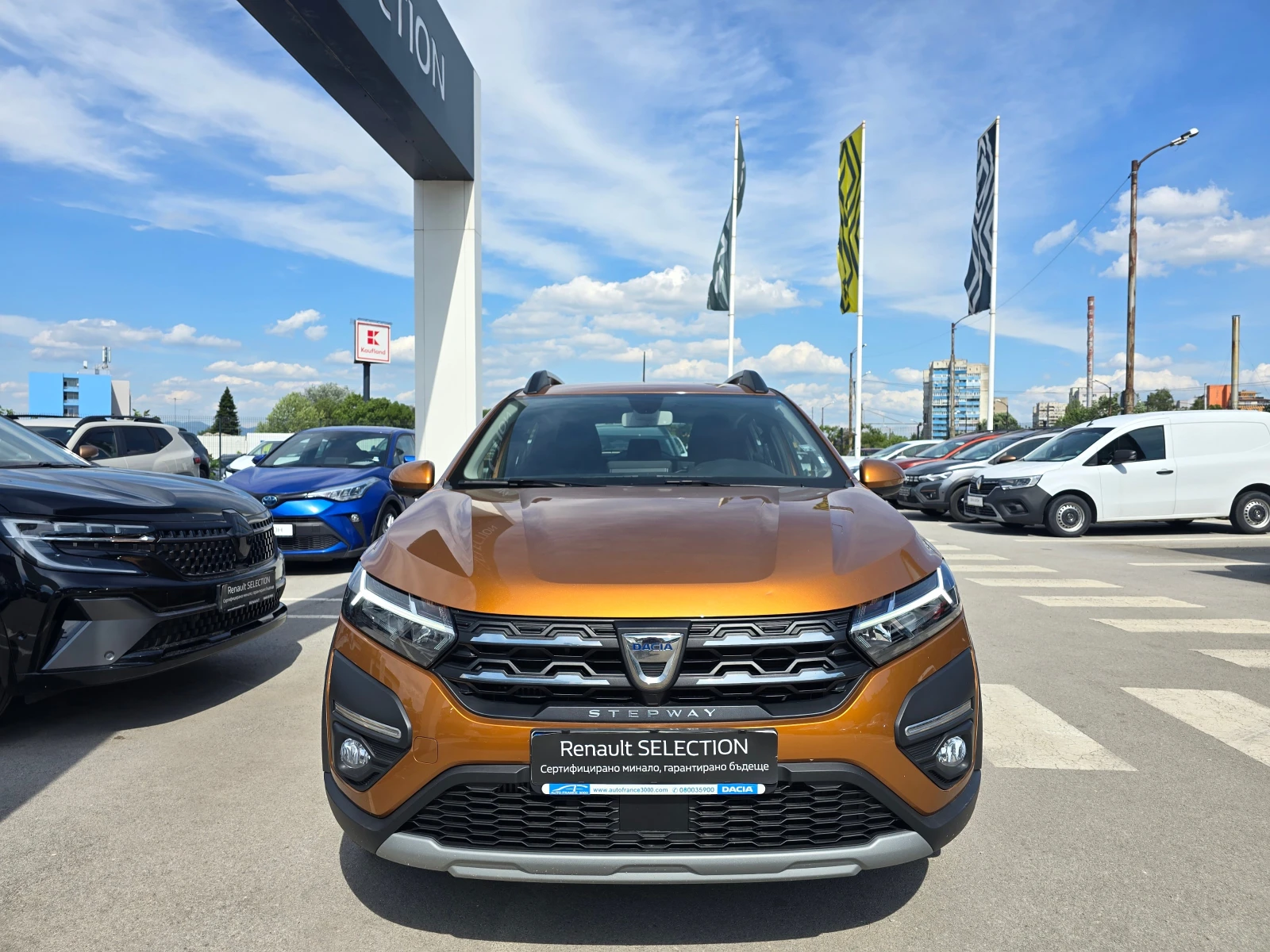 Dacia Sandero Stepway 1.0 Tce - изображение 2