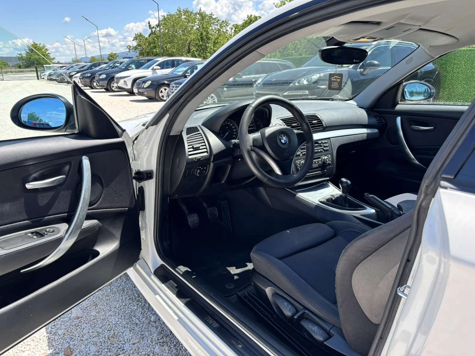 BMW 118 2.0D/143K.C/SERVIZNA ISTORIA/REGISTRIRANA - изображение 8