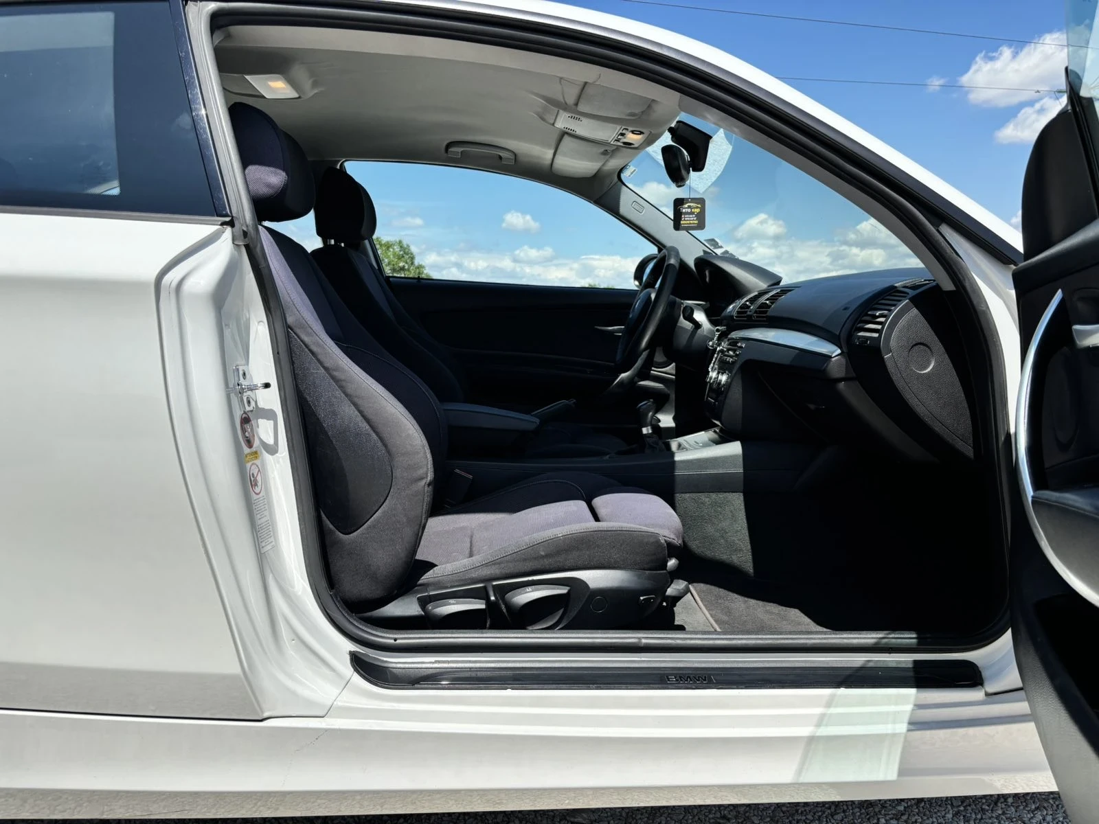 BMW 118 2.0D/143K.C/SERVIZNA ISTORIA/REGISTRIRANA - изображение 7