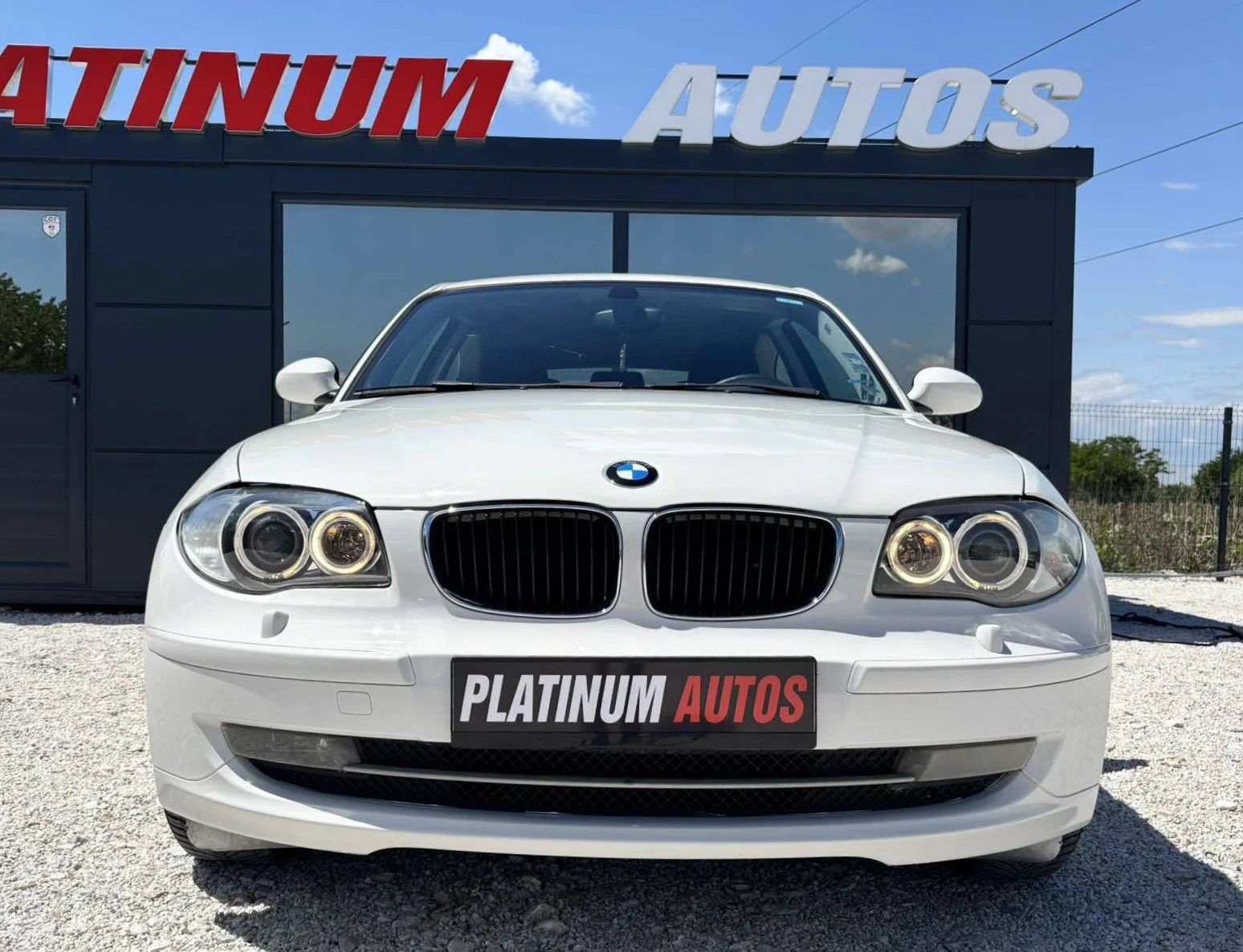 BMW 118 2.0D/143K.C/SERVIZNA ISTORIA/REGISTRIRANA - изображение 3