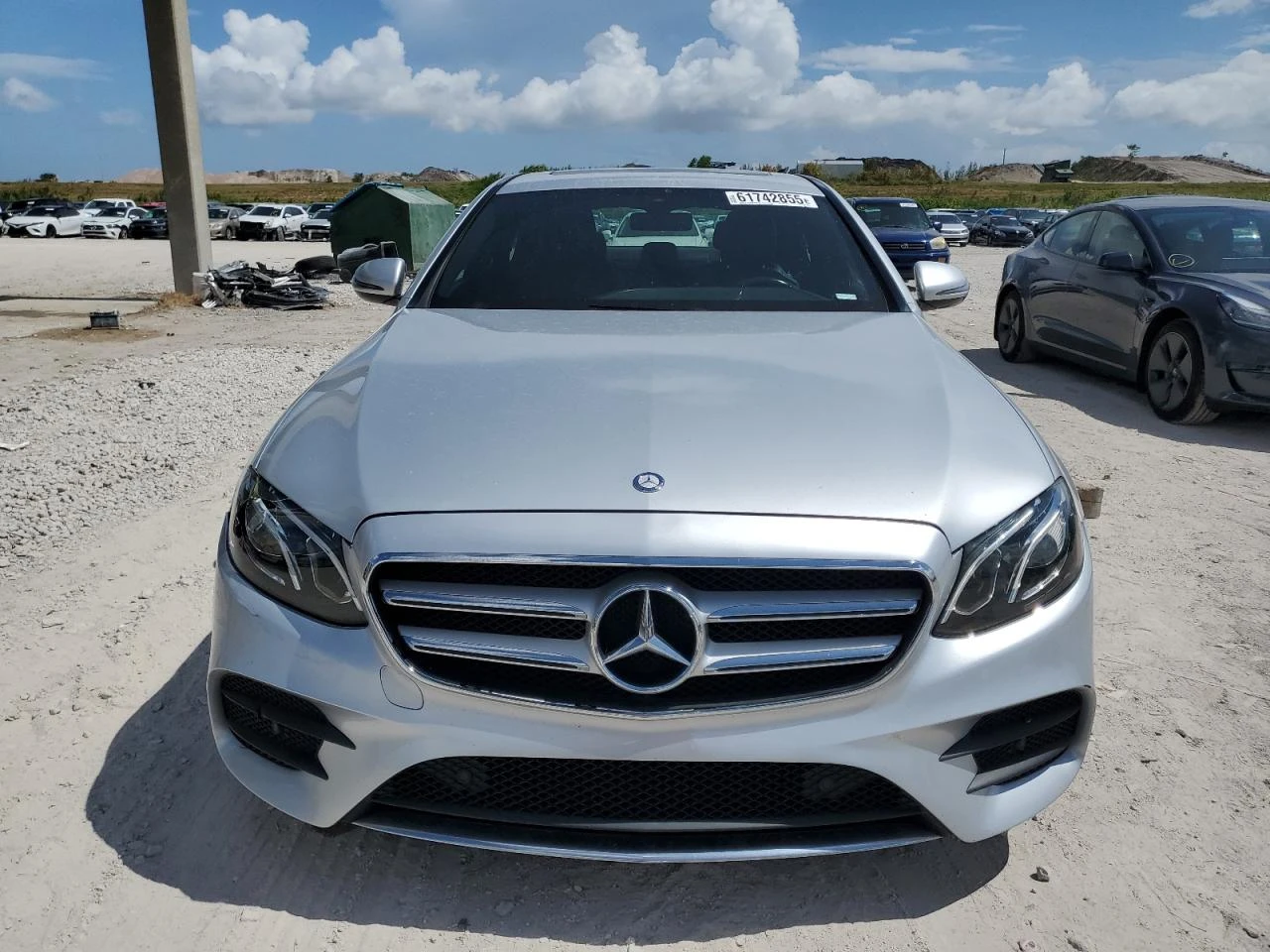 Mercedes-Benz E 300 4MATIC/BURMESTER/9G-TRONIC/КАМЕРА/СЕРВИЗНА ИСТОРИЯ - изображение 2