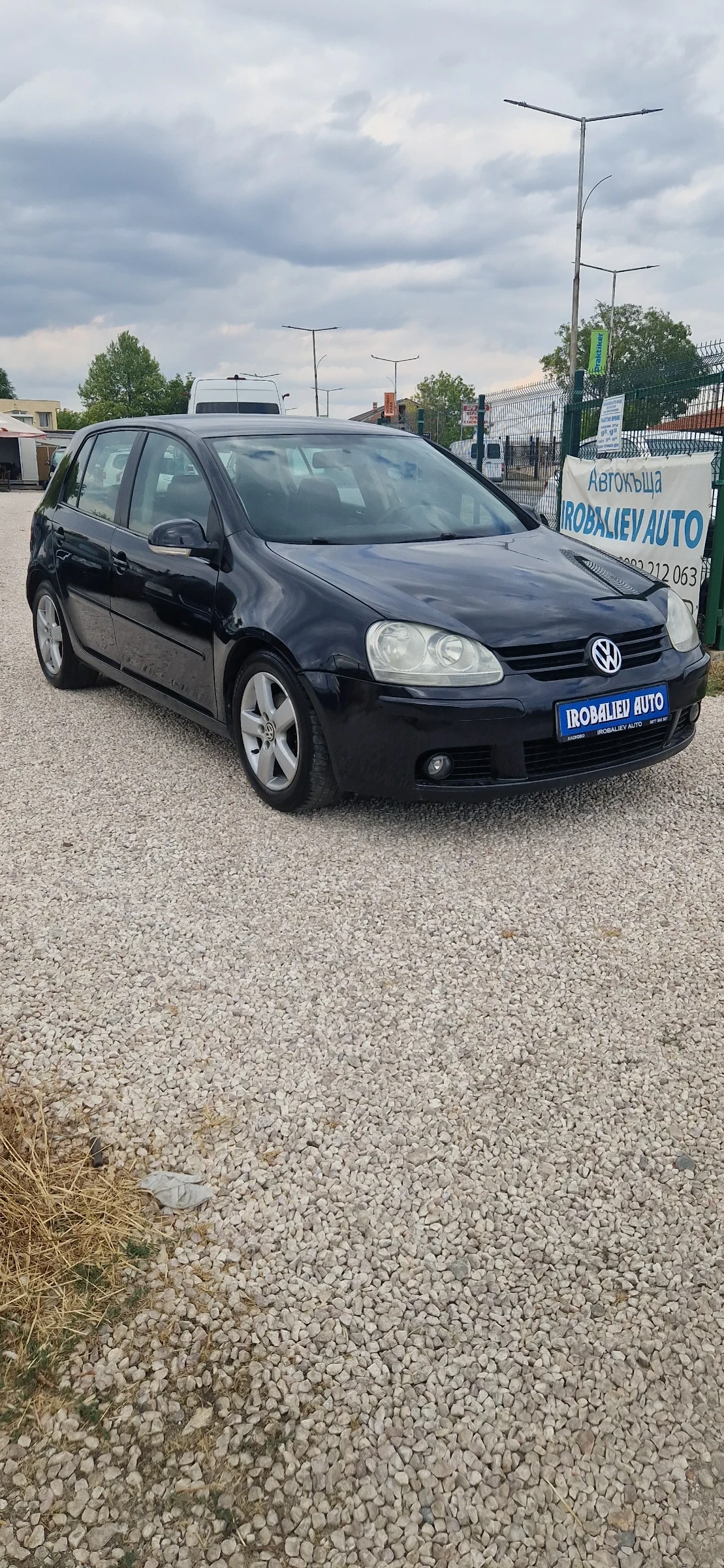 VW Golf 1.9 tdi NAVI-ИТАЛИЯ - изображение 2