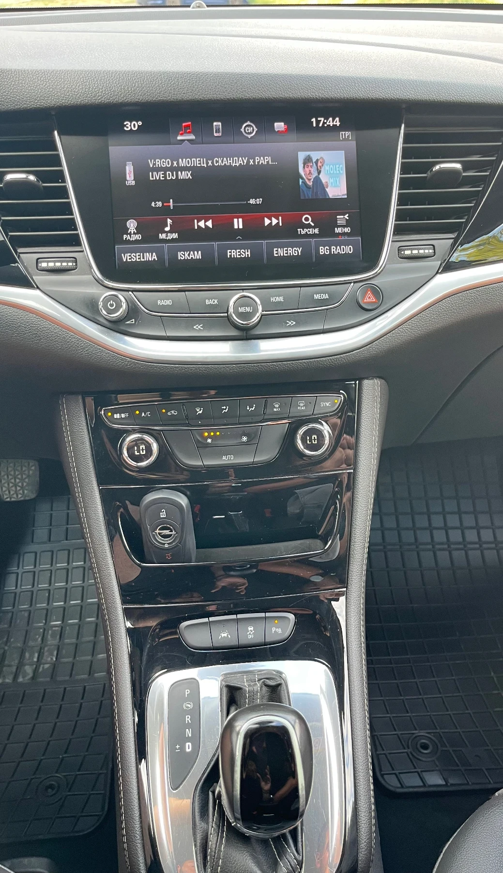 Opel Astra CDTI  - изображение 8