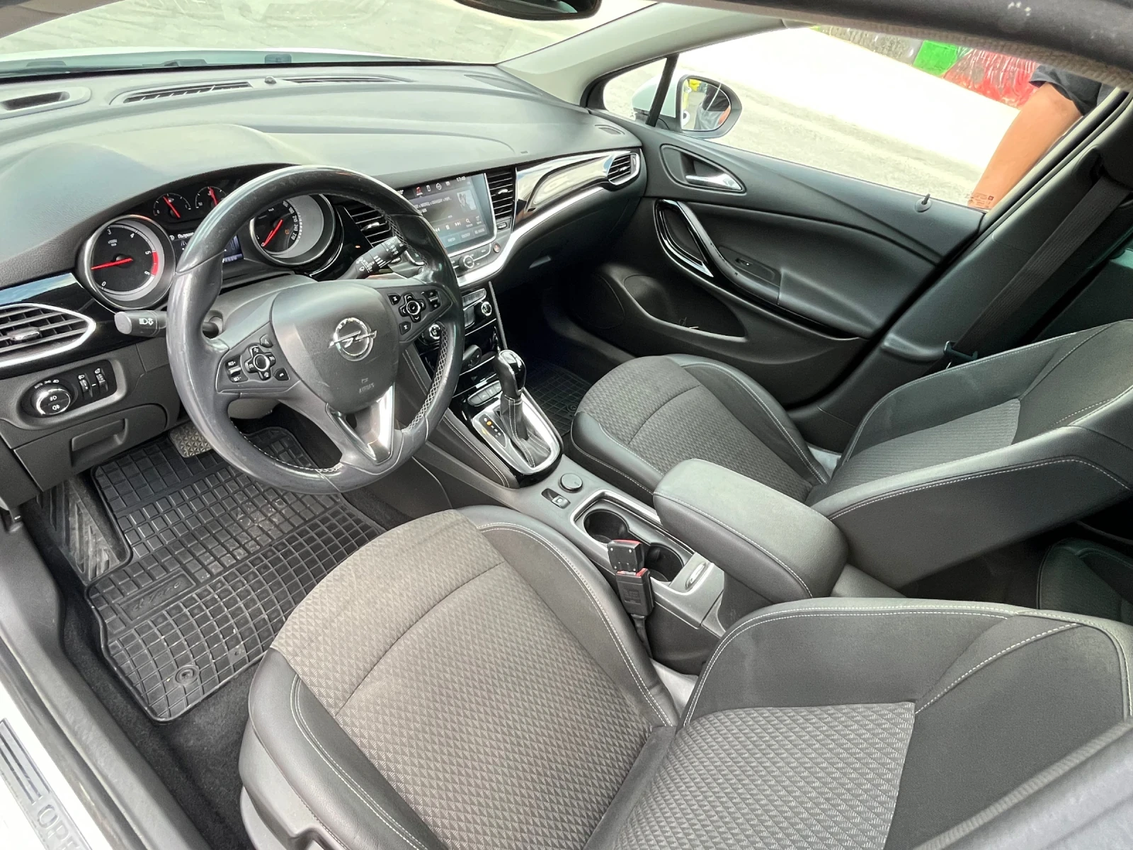 Opel Astra CDTI  - изображение 7