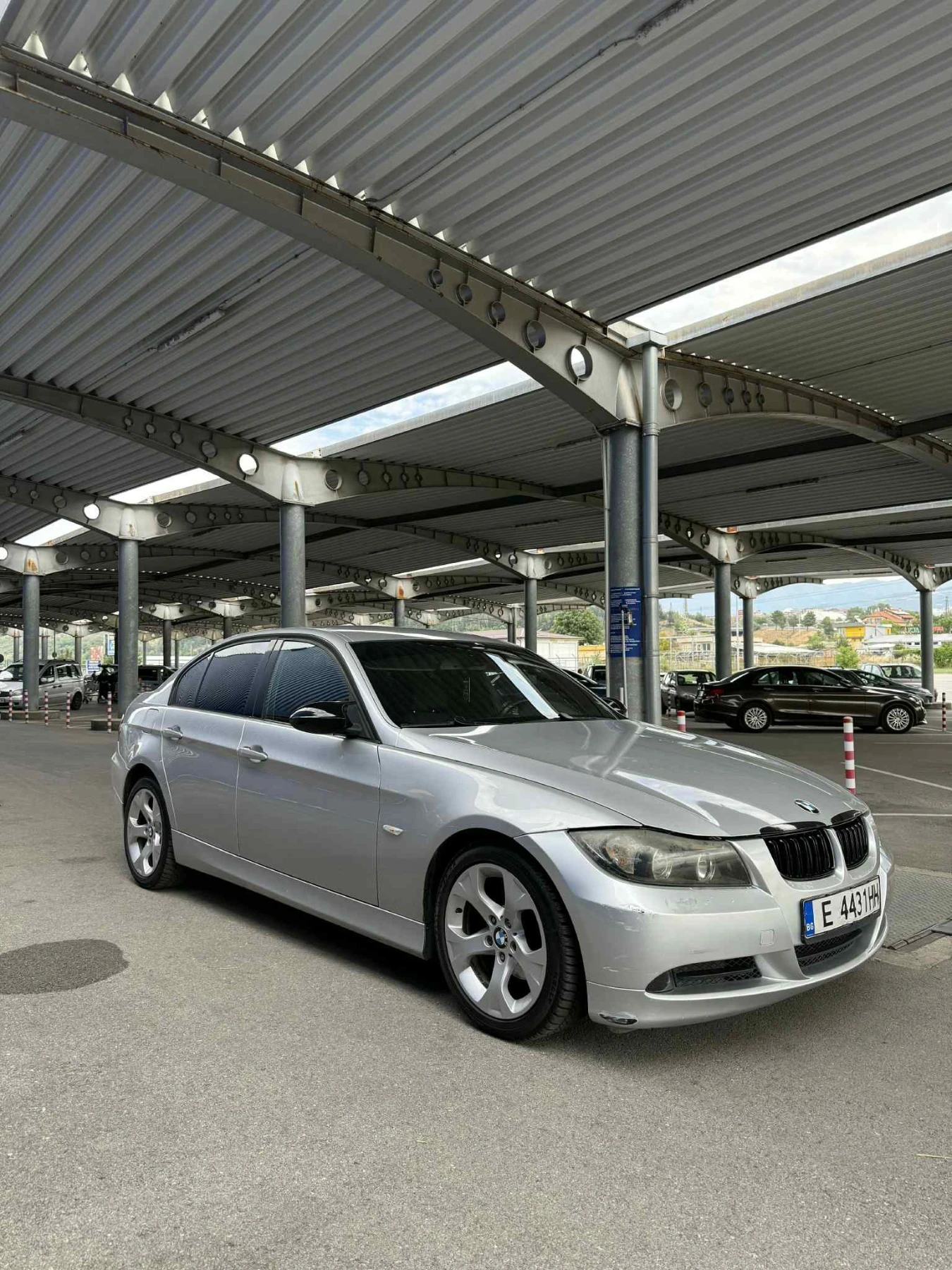 BMW 320 2.0D - изображение 2