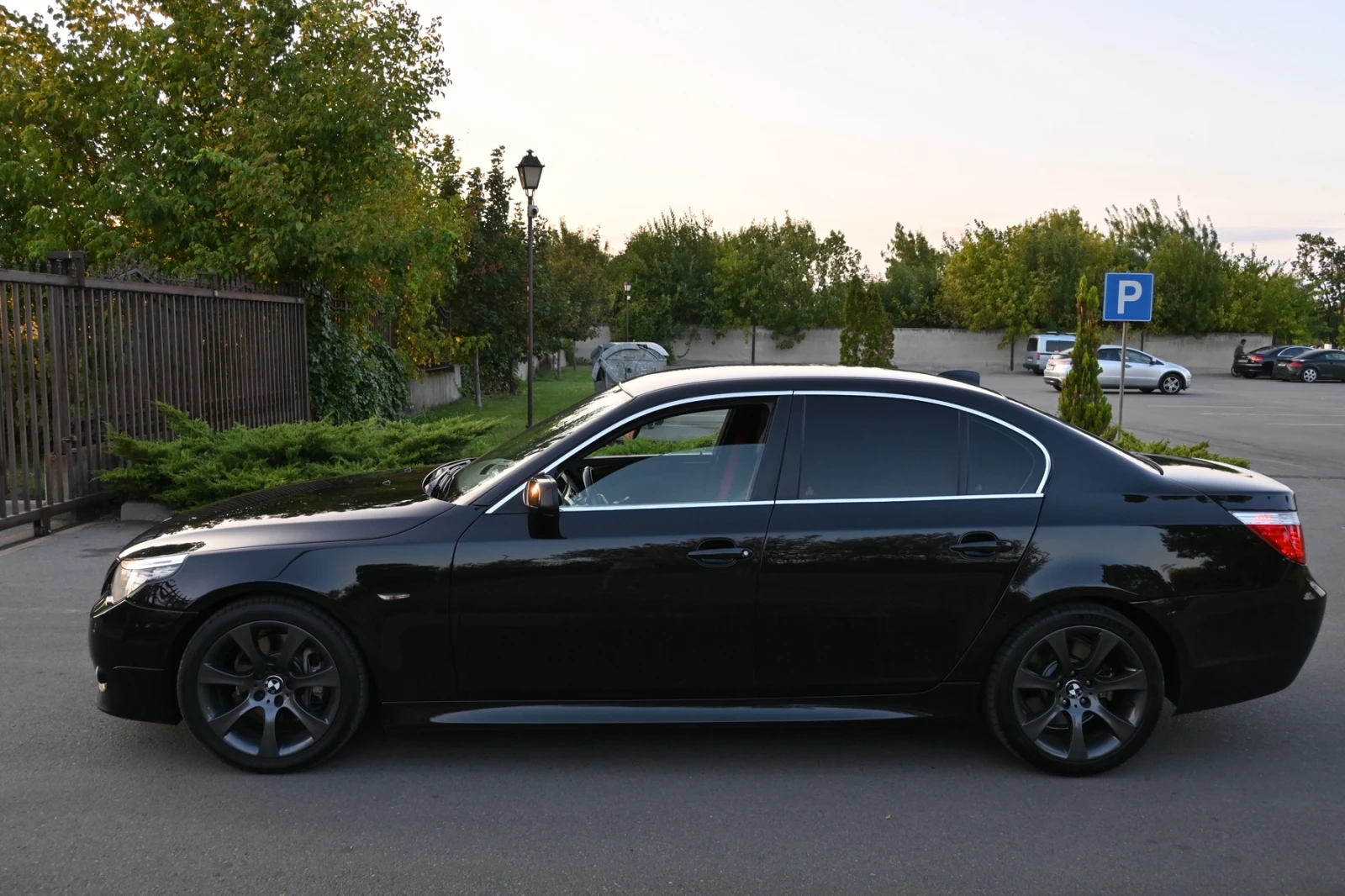 BMW 530 d* M-Paket* Обдухване* Алкантара* Сменени Вериги - изображение 4