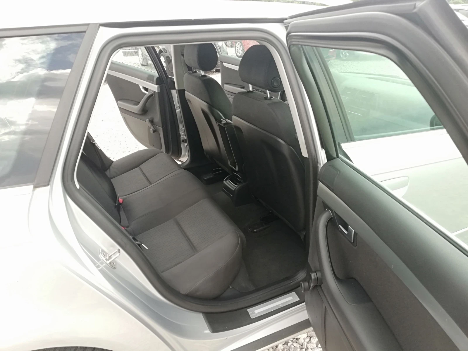 Audi A4 2.0tdi kli navi IT. | Mobile.bg   11