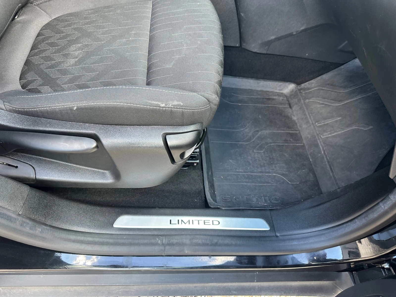Renault Scenic 1.3BENZIN* 10.2018 Evro6 - изображение 10