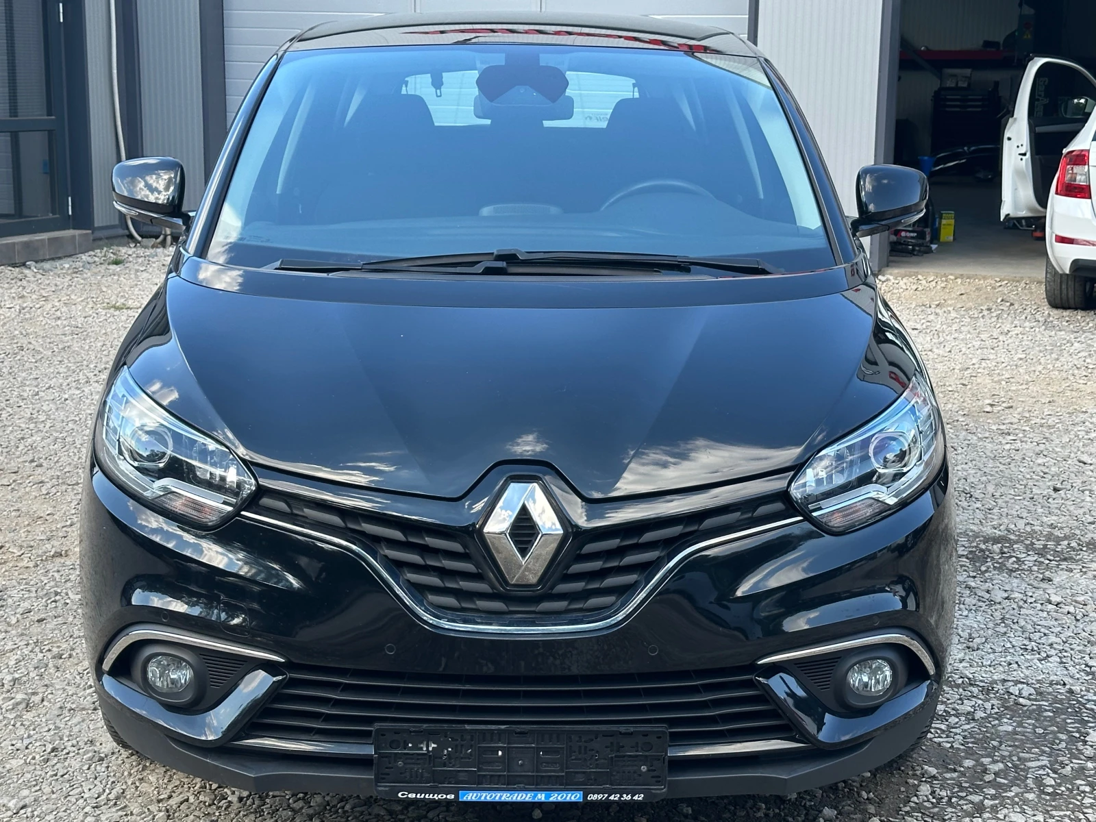 Renault Scenic 1.3BENZIN* 10.2018 Evro6 - изображение 2