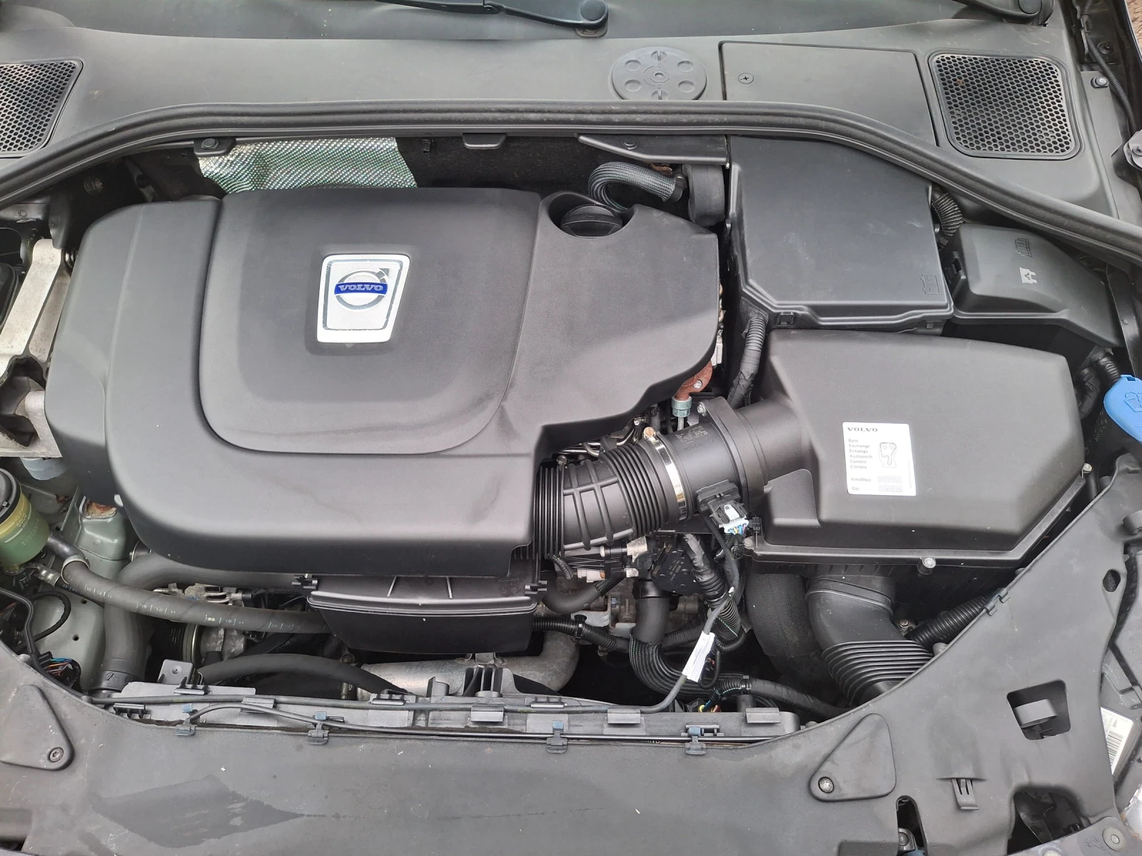 Volvo V60 2.0 D3 R-DESIGN -101500 �� | Mobile.bg � ����������� 16