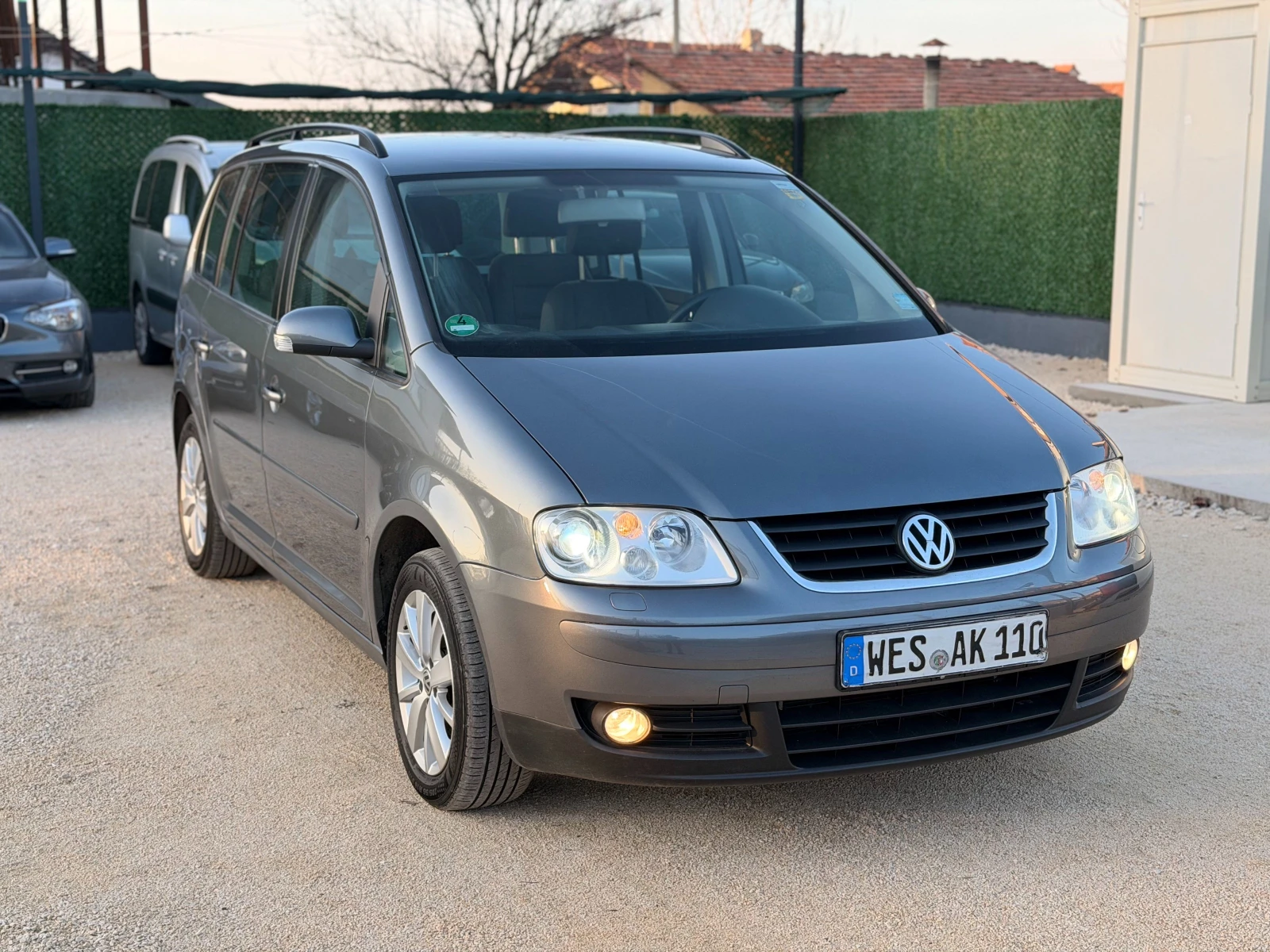 VW Touran 1.9TDI BKC ! COMFORTLINE ! BI-XENON ! ��� ! | Mobile.bg � ����������� 1