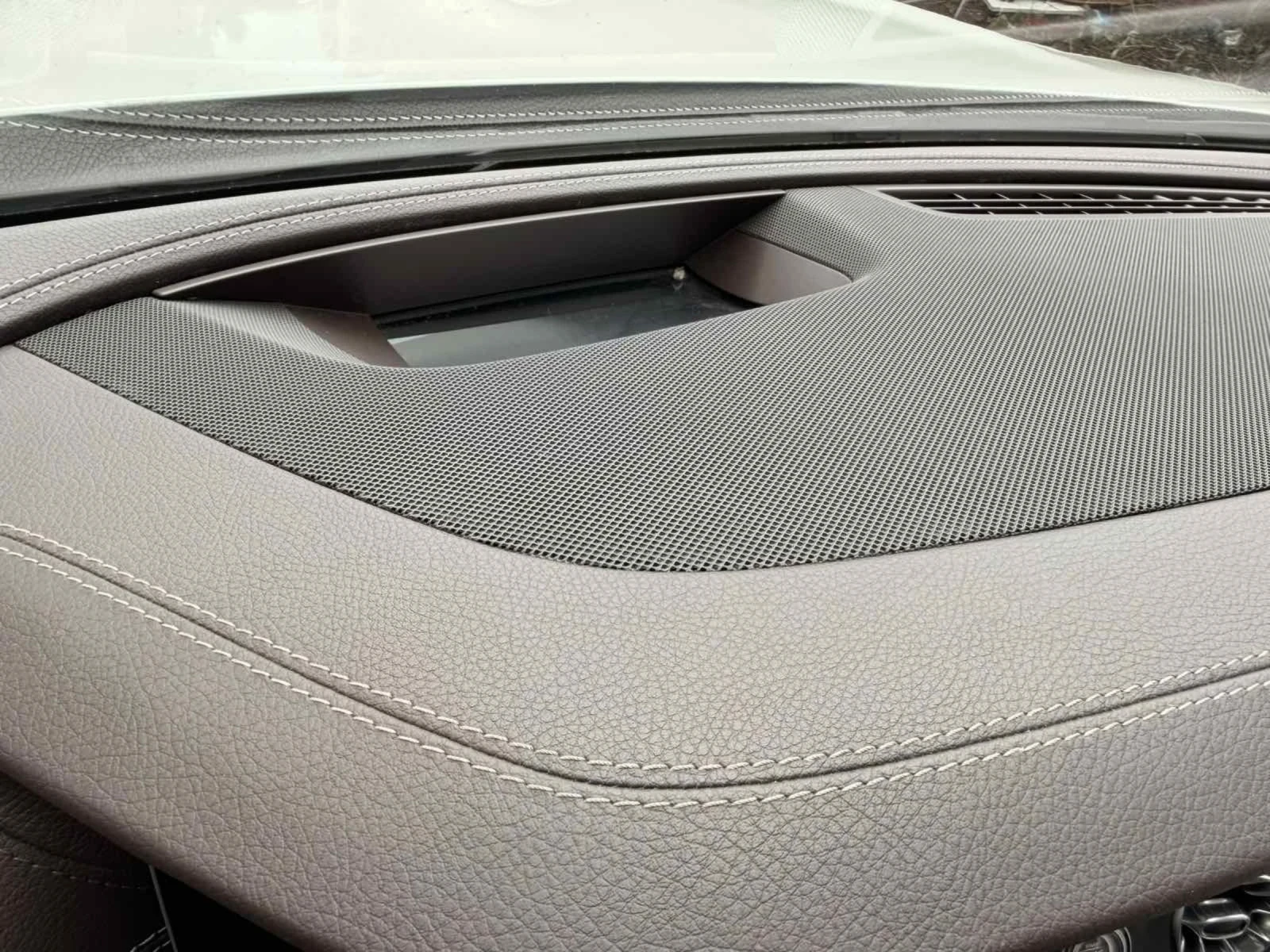 Mercedes-Benz E 220 4-MATIC / PREMIUM PLUS / FULL | Mobile.bg � ����������� 14