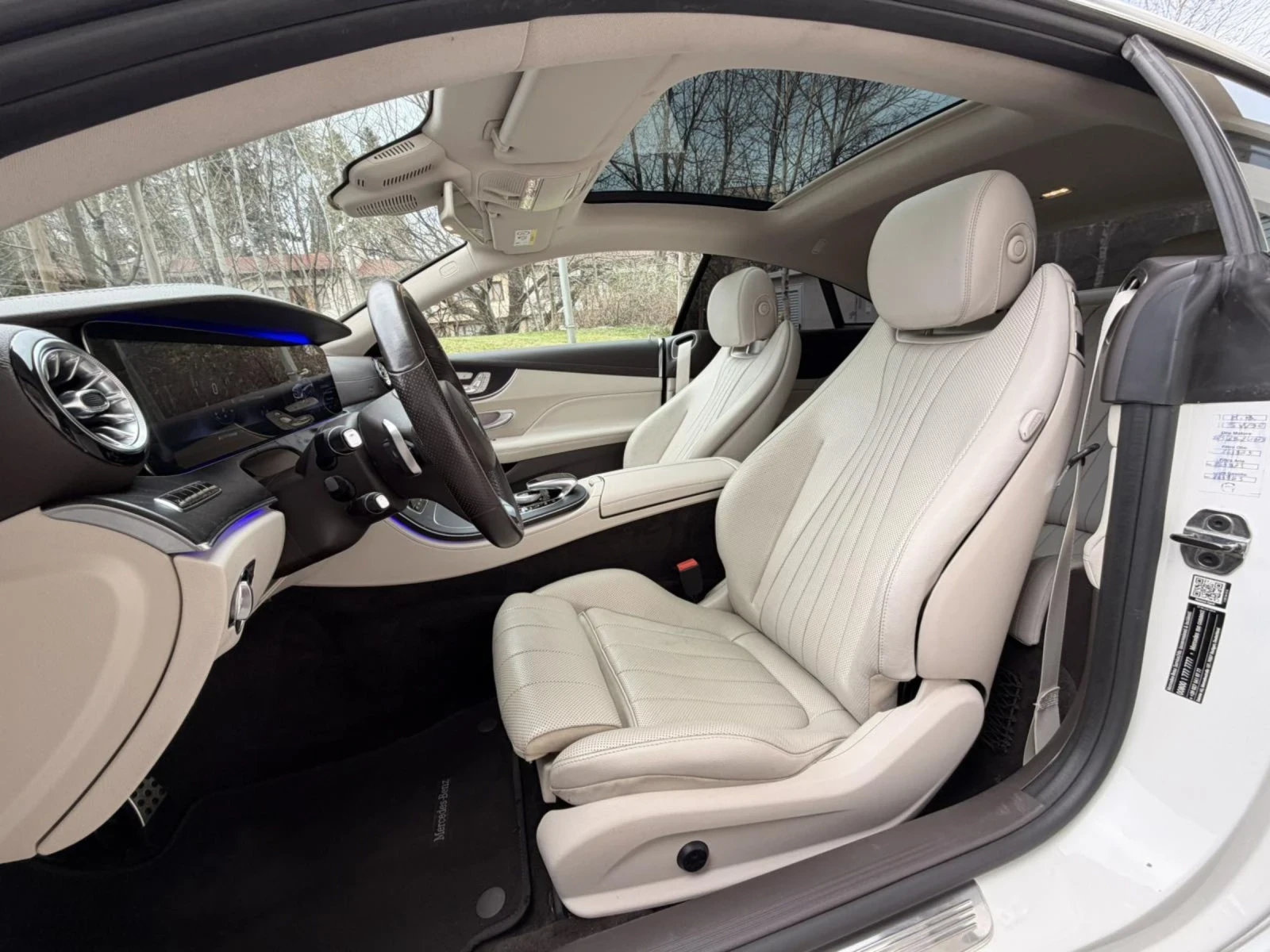 Mercedes-Benz E 220 4-MATIC / PREMIUM PLUS / FULL - изображение 10