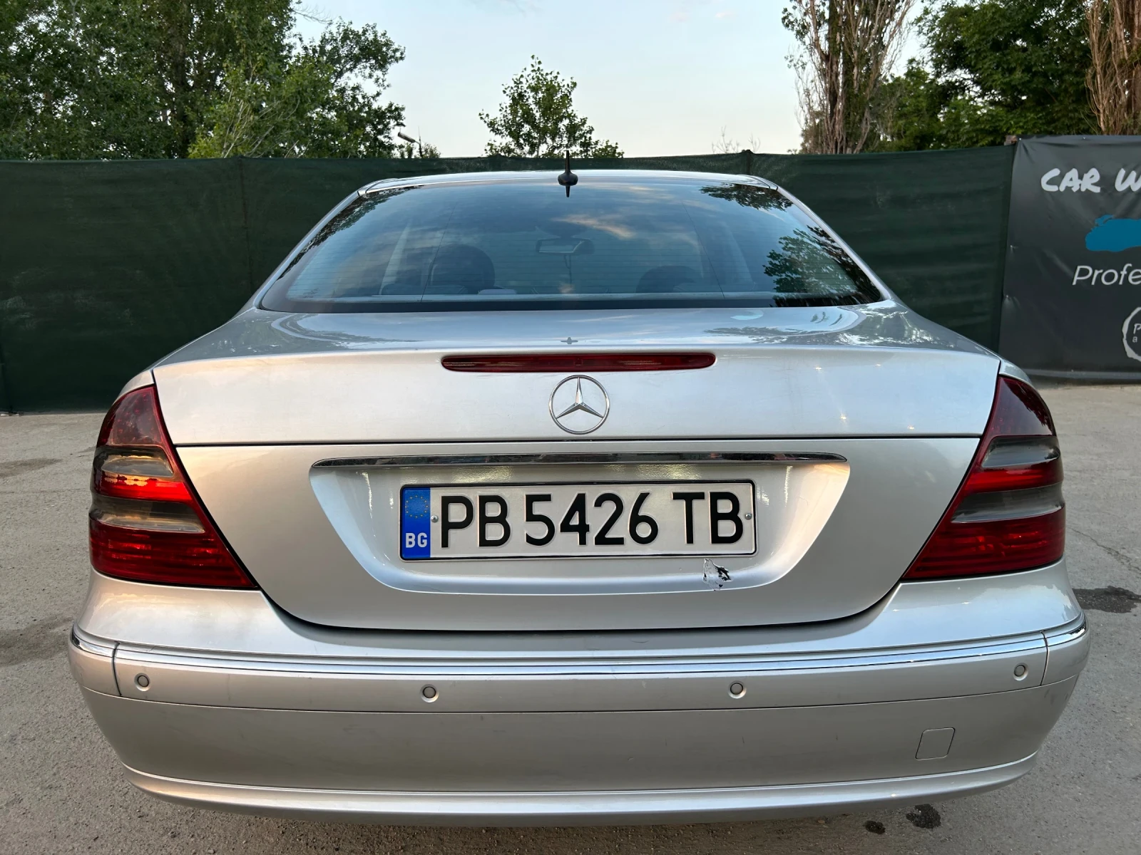 Mercedes-Benz E 270  - изображение 4