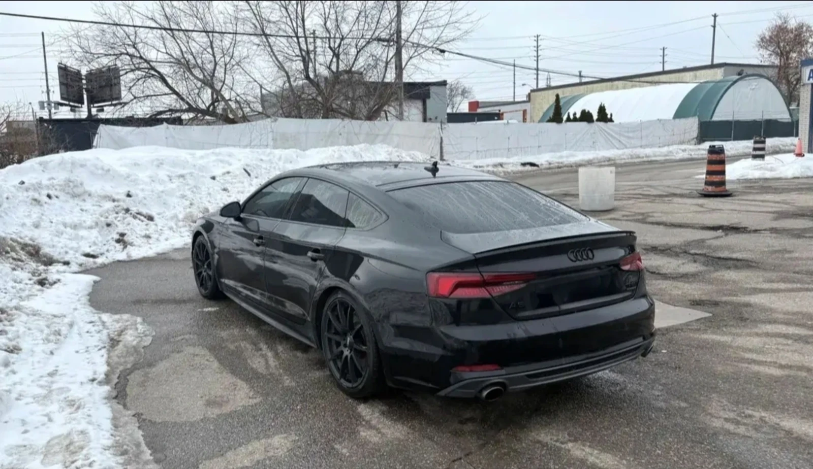 Audi A5 2018/Sline/2.0T/PANO/PODGREV/CARFAX, снимка 2 - Автомобили и джипове - 53809241