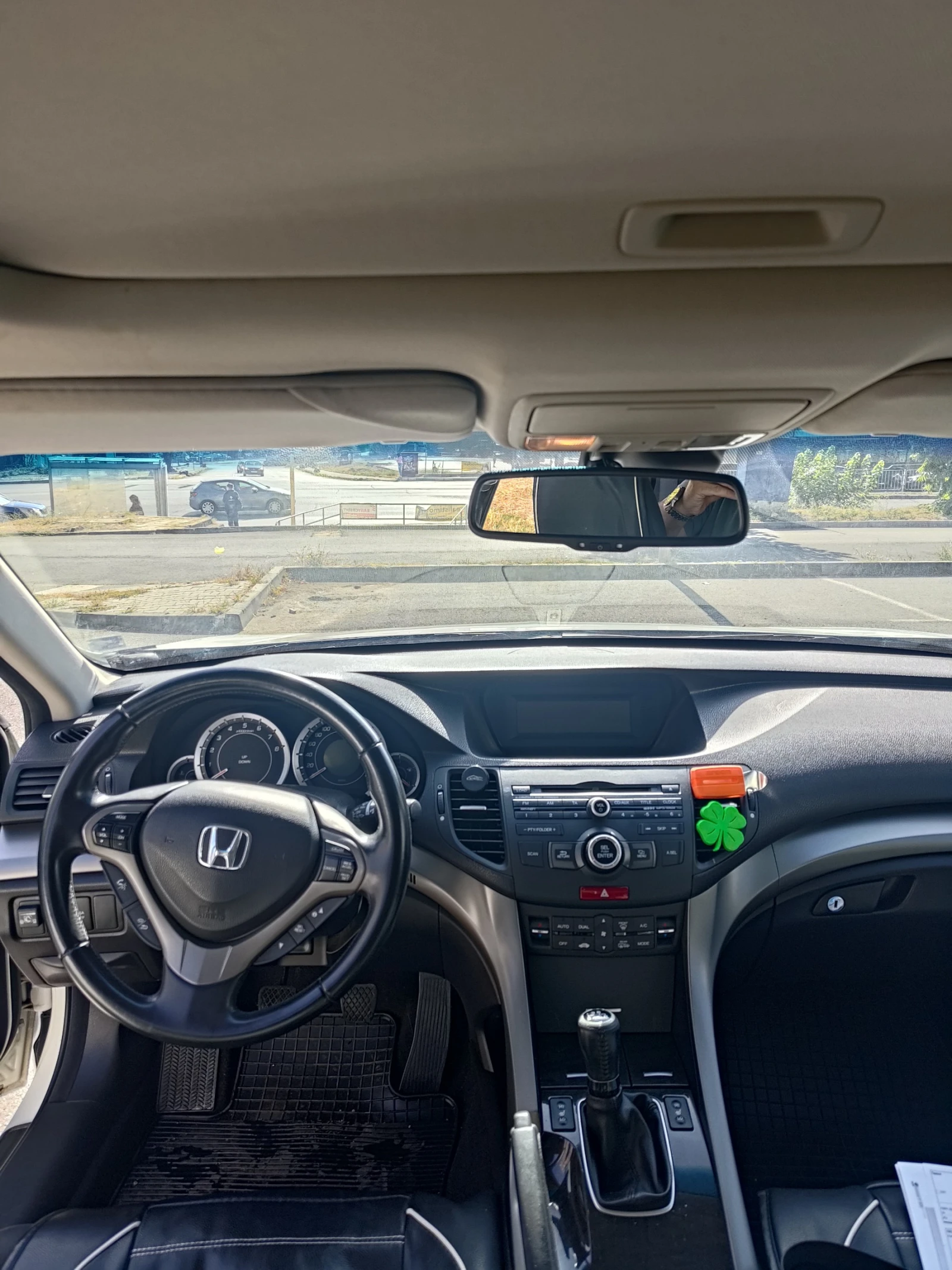 Honda Accord 2.0, снимка 8 - Автомобили и джипове - 53887264