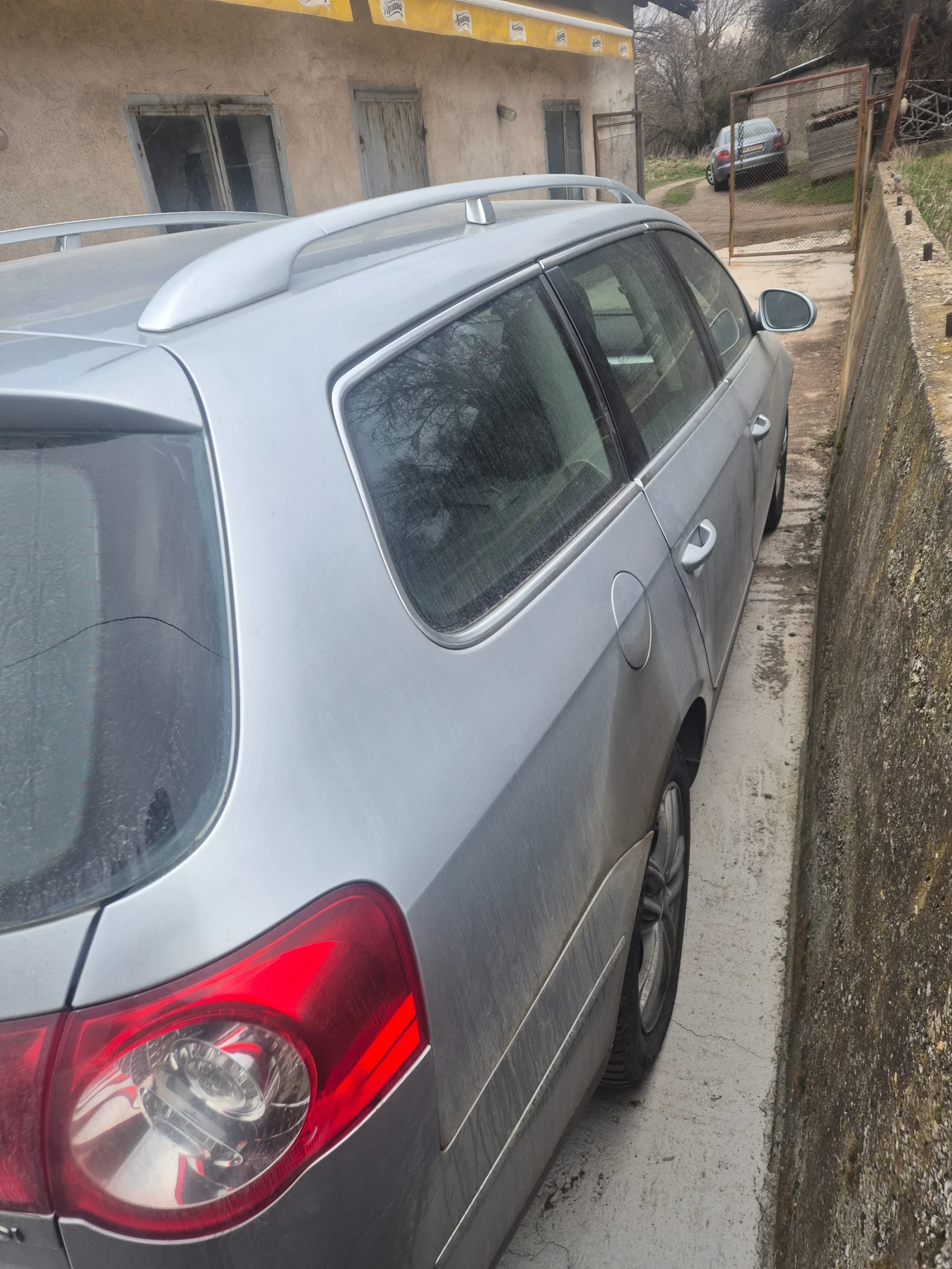 VW Passat Б6 2.0ТДИ 4х4, снимка 7 - Автомобили и джипове - 53906875