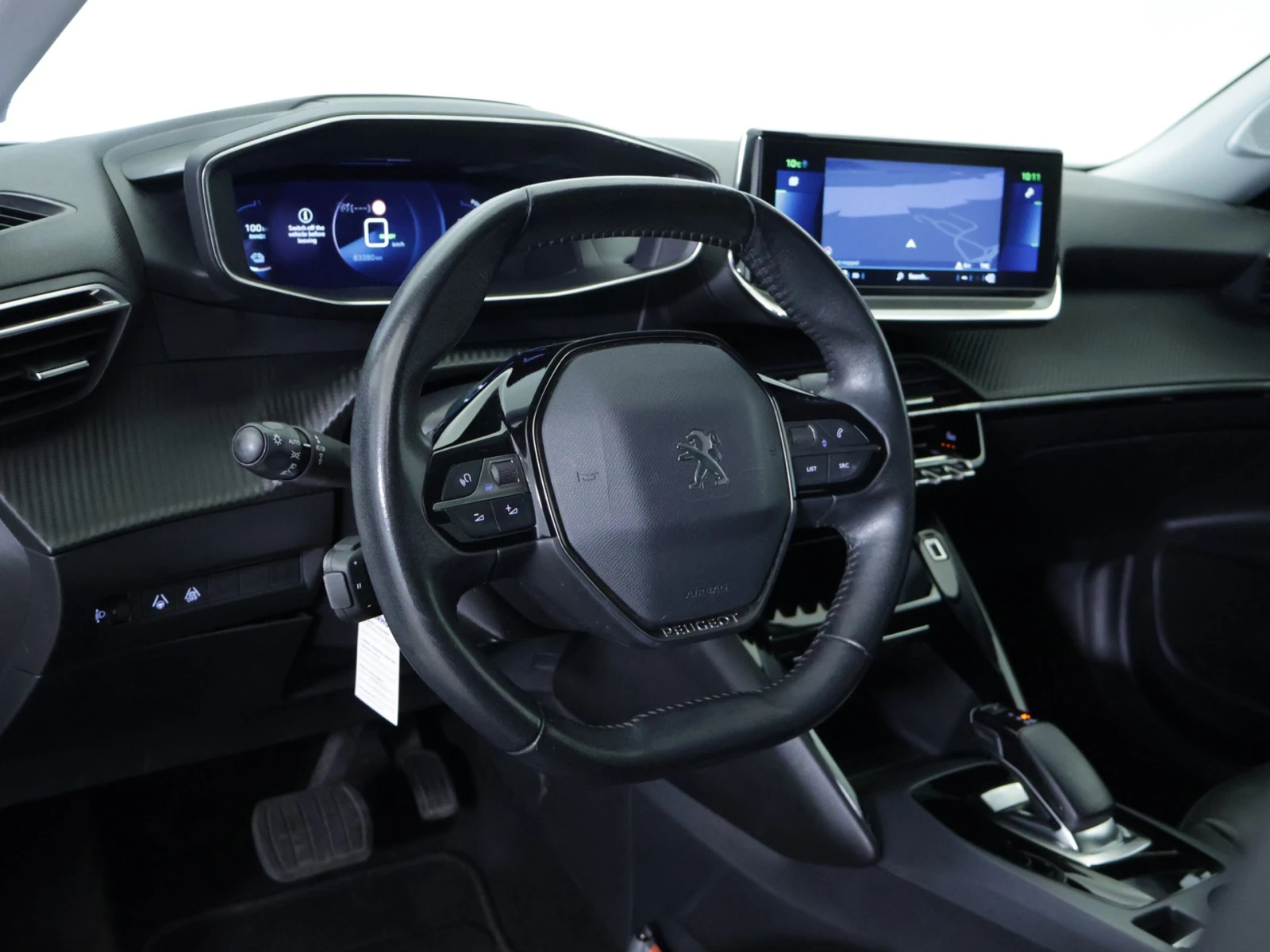 Peugeot 2008 е-2008 50 kWh Allure Pack, снимка 6 - Автомобили и джипове - 54038834