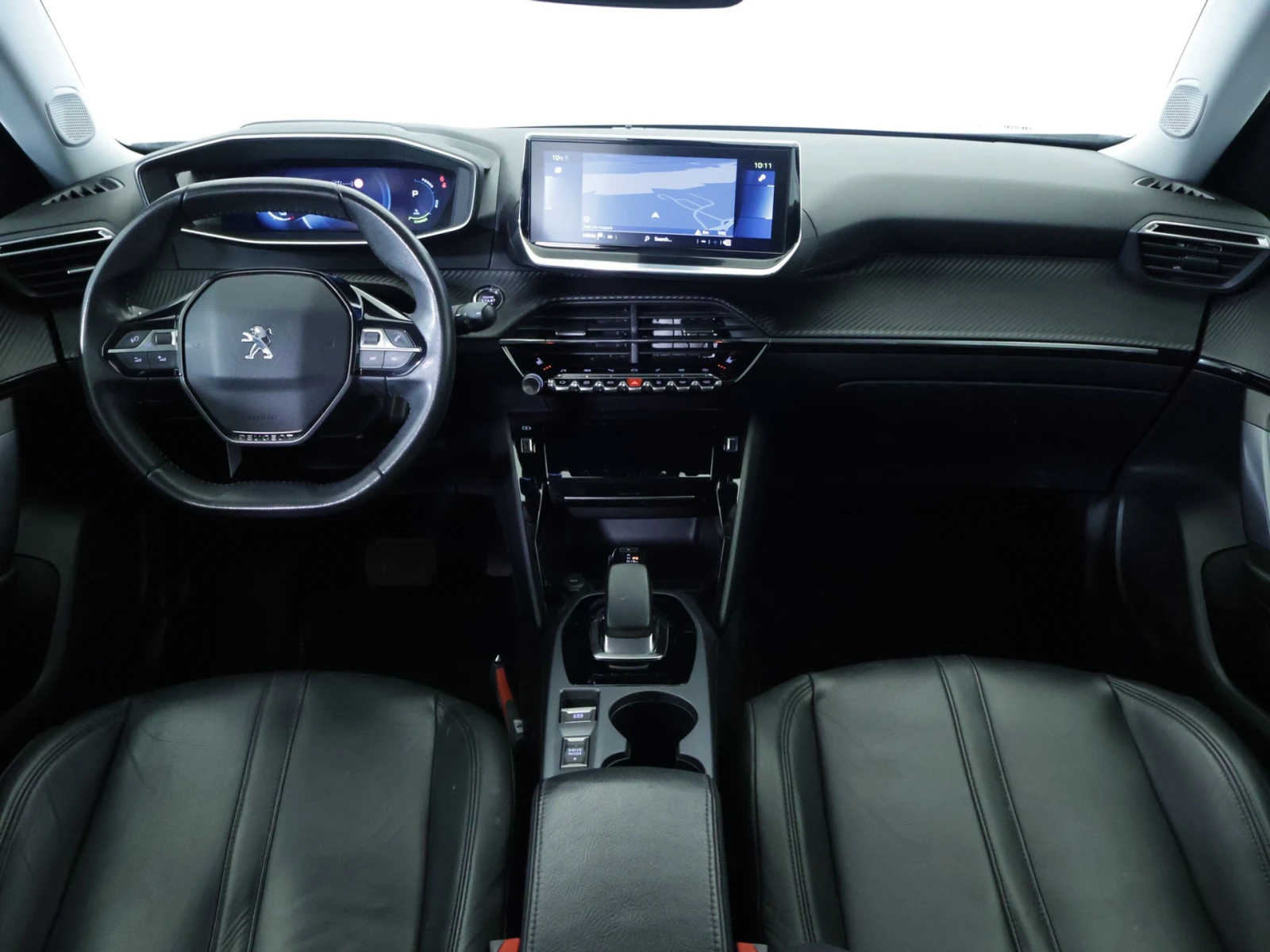 Peugeot 2008 е-2008 50 kWh Allure Pack, снимка 5 - Автомобили и джипове - 54038834