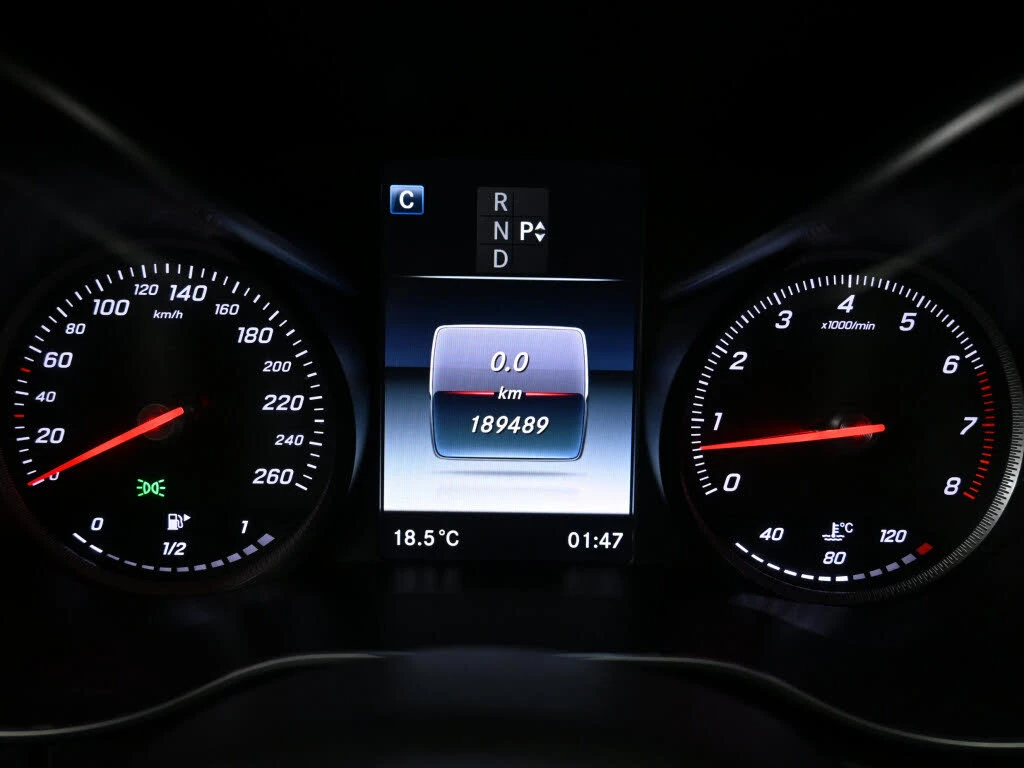 Mercedes-Benz C 300 4MATIC* AMG PACK* PANORAMA* LANE ASSIST* ������*  | Mobile.bg � ����������� 11