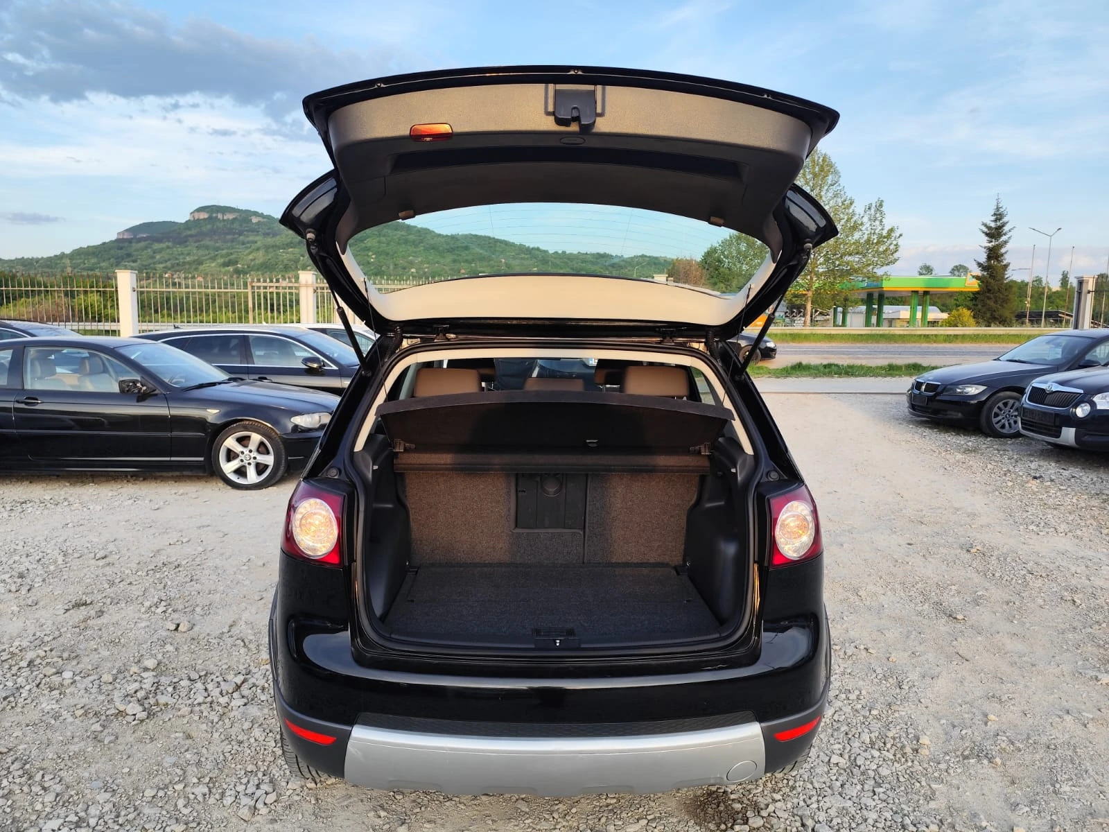 VW Golf  1.4 i cross, снимка 7 - Автомобили и джипове - 54456833