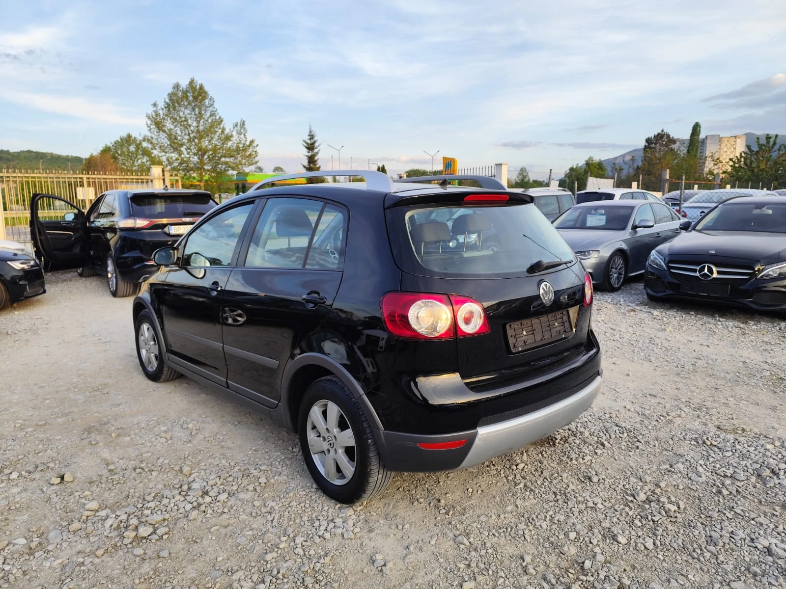 VW Golf  1.4 i cross, снимка 8 - Автомобили и джипове - 54456833