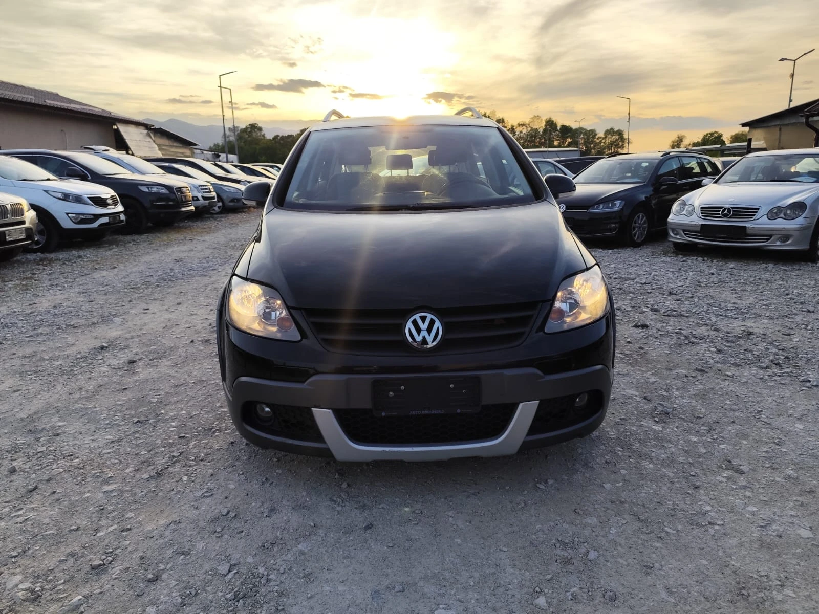 VW Golf  1.4 i cross, снимка 2 - Автомобили и джипове - 54456833