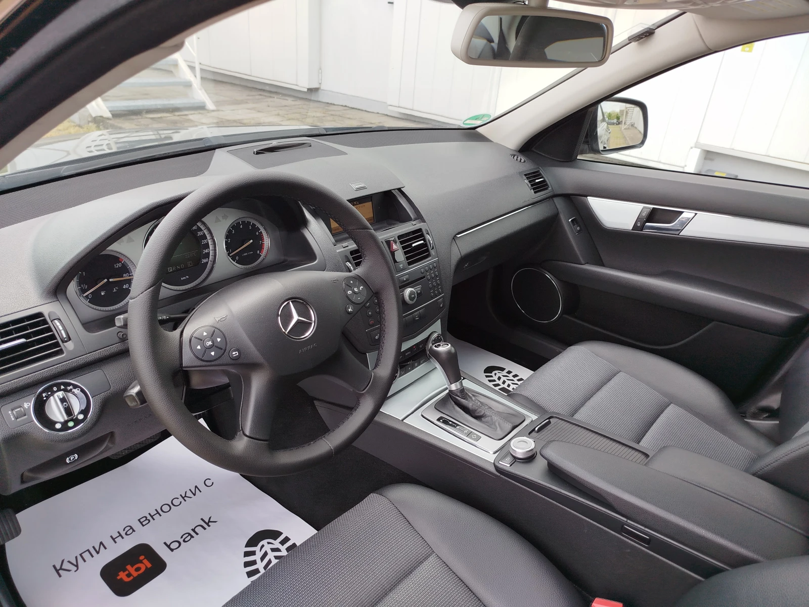 Mercedes-Benz C 180 C180-AUTOMATIC, снимка 9 - Автомобили и джипове - 54525672
