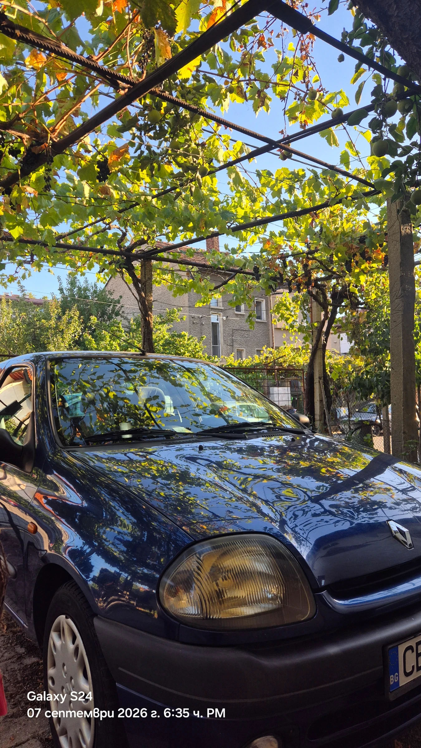 Renault Clio 1, 9 dizel, снимка 4 - Автомобили и джипове - 55981067