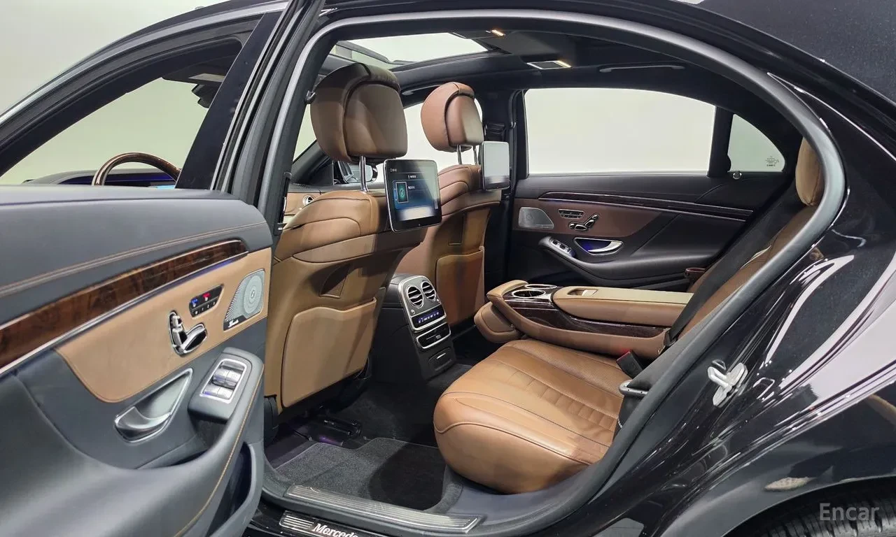 Mercedes-Benz S 560 МАСАЖИ /BURMESTER /360 КАМЕРИ /ОБДУХВАНЕ /HEAD UP, снимка 14 - Автомобили и джипове - 56117776