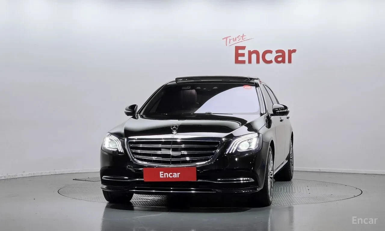 Mercedes-Benz S 560 МАСАЖИ /BURMESTER /360 КАМЕРИ /ОБДУХВАНЕ /HEAD UP, снимка 3 - Автомобили и джипове - 56117776