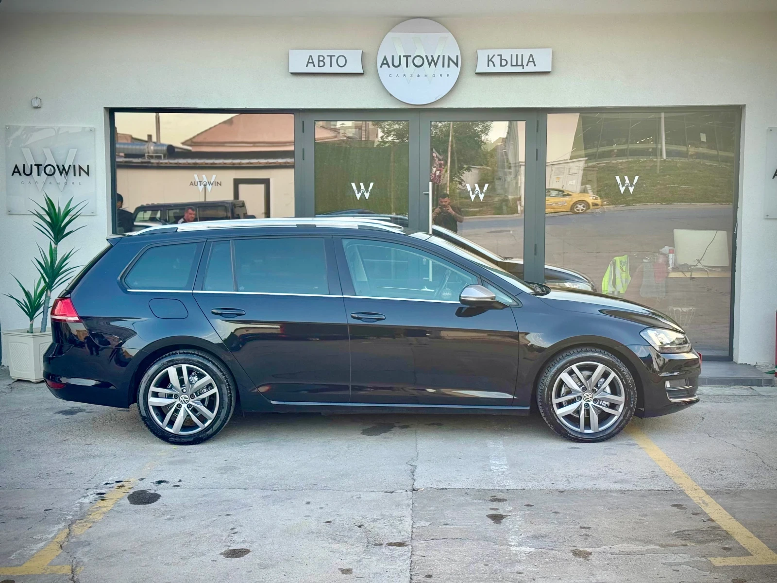 VW Golf Variant VII / 1.6TDI / DSG / MASSAGE / PANO / NAVI / CAM  | Mobile.bg � ����������� 8