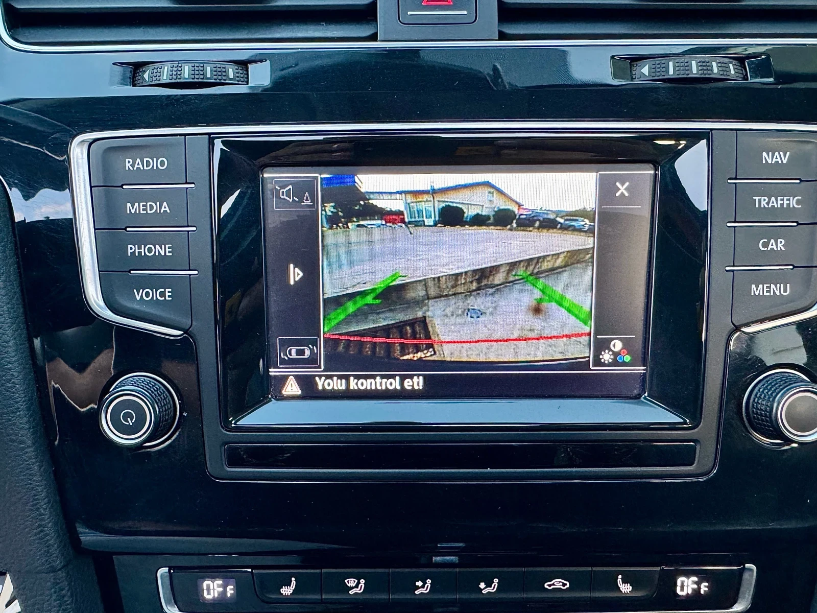 VW Golf Variant VII / 1.6TDI / DSG / MASSAGE / PANO / NAVI / CAM  | Mobile.bg � ����������� 15