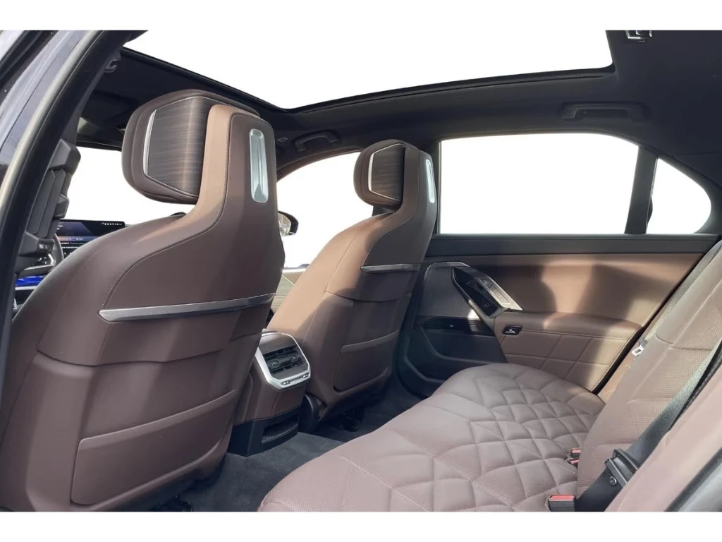 BMW i7 eDRIVE50/M-SPORT/ICONIC GLOW/360/B&W/ | Mobile.bg � ����������� 5