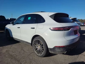 Porsche Cayenne E HYBRID| ОБДУХВАНЕ| 2 КЛЮЧА| 2 ЧИФТА ГУМИ| ПАНОРА, снимка 4