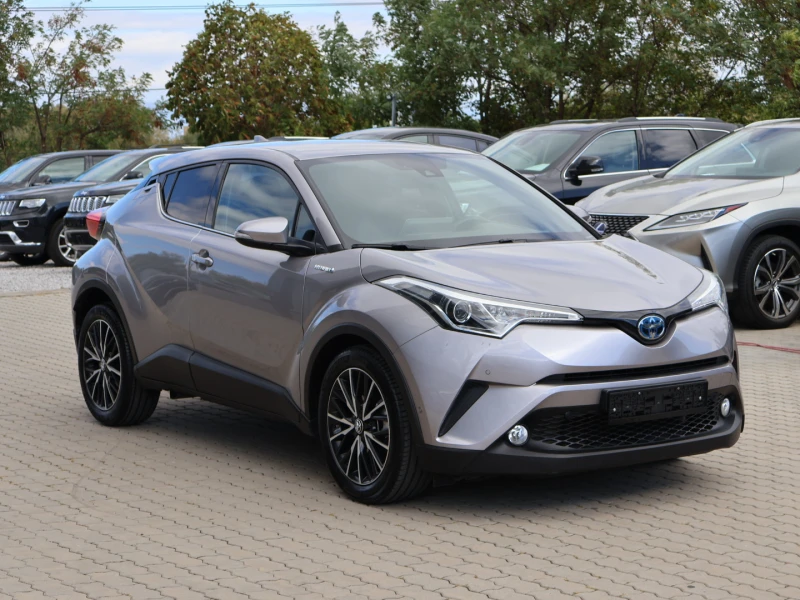 Toyota C-HR LED+ BIXENON/ПАРКТРОНИК/ПОДГРЕВ/КАМЕРА/КОЖЕН САЛОН, снимка 3 - Автомобили и джипове - 47416408