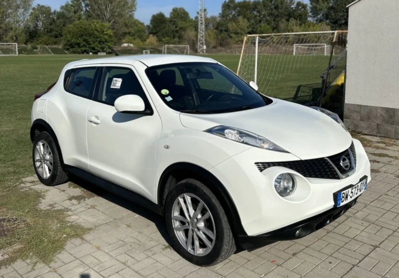 Nissan Juke, снимка 8 - Автомобили и джипове - 47537800