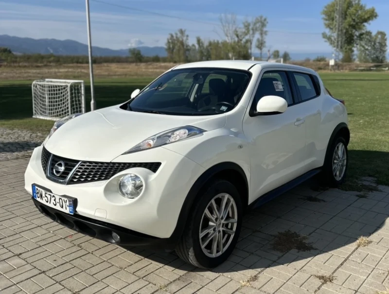 Nissan Juke, снимка 10 - Автомобили и джипове - 47537800