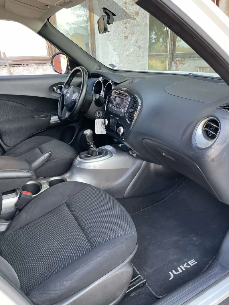 Nissan Juke, снимка 14 - Автомобили и джипове - 47537800