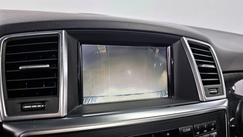 Mercedes-Benz ML 350 Сервизна История / Перфектна !!!, снимка 12 - Автомобили и джипове - 52089114