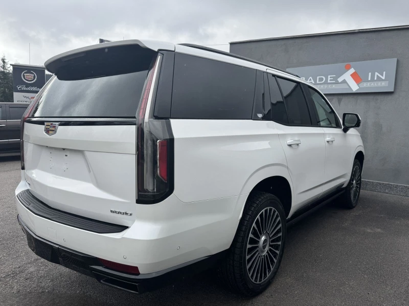 Cadillac Escalade Sport Platinum 3.0L, снимка 4 - Автомобили и джипове - 52452244