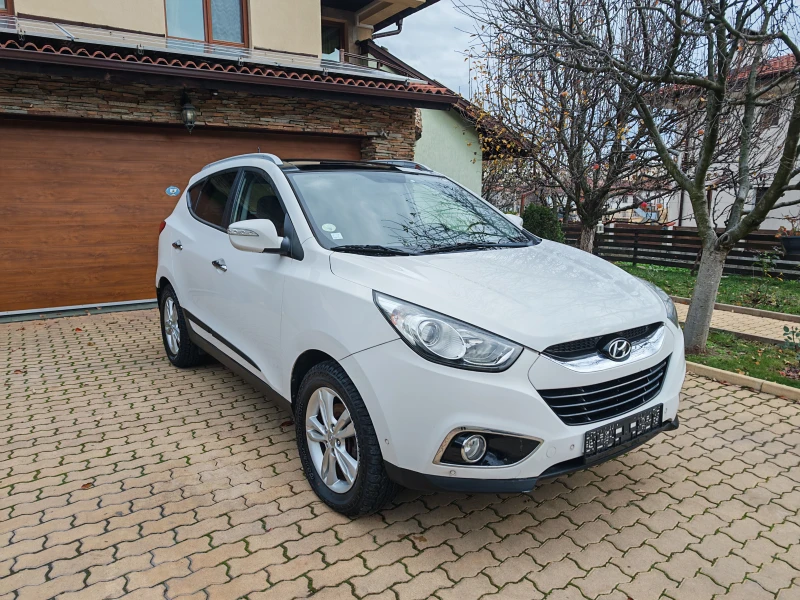 Hyundai IX35 2.0CRDI-136кс/КОЖА/НАВИГАЦИЯ/КАМЕРА, снимка 3 - Автомобили и джипове - 52548542