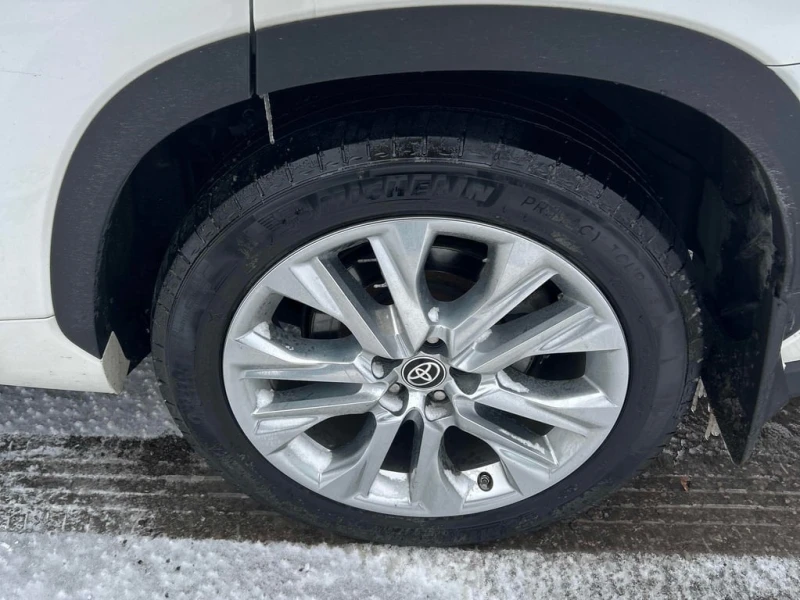 Toyota Highlander * Hybrid Limited * CARFAX * БЕЗ ПЪРВОНАЧАЛНА ВНОСК, снимка 10 - Автомобили и джипове - 52943633