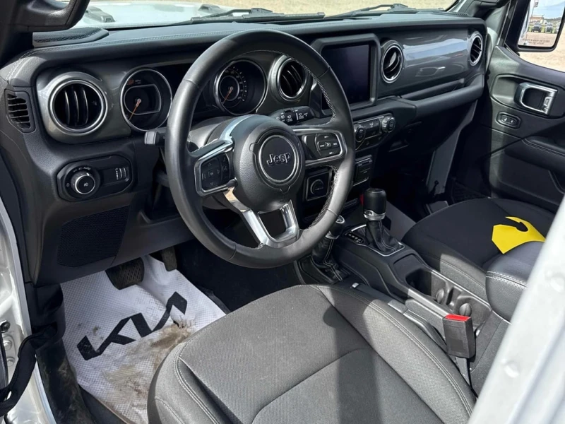 Jeep Wrangler * Sahara * CARFAX * БЕЗ ПЪРВОНАЧАЛНА ВНОСКА, снимка 5 - Автомобили и джипове - 53076589