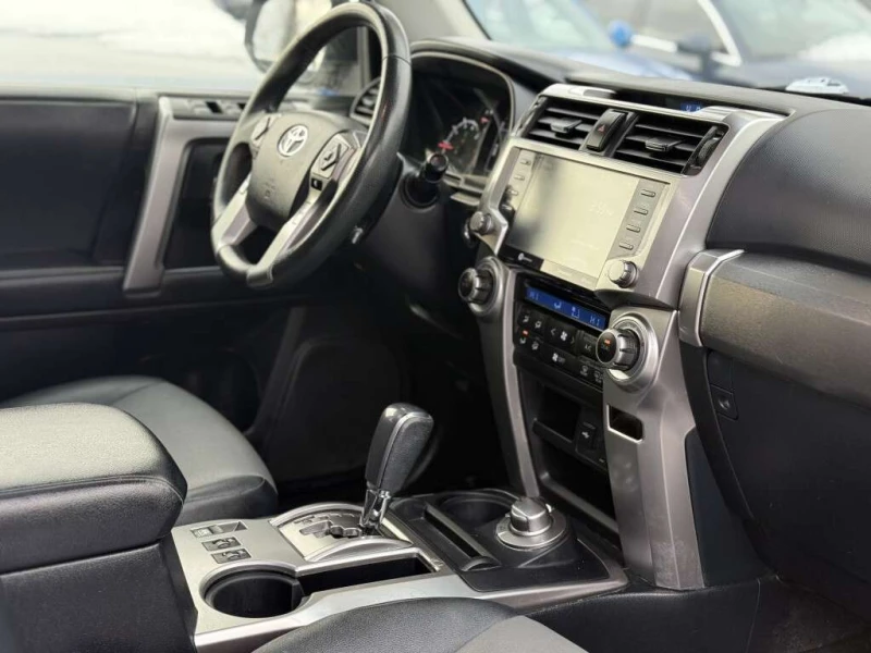 Toyota 4runner 2020 * BASE GRADE * ПАНОРАМА * ОТ ПРЕДСТАВИТЕЛСТВО, снимка 14 - Автомобили и джипове - 53339558