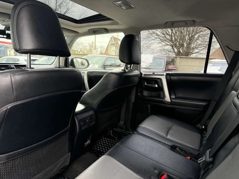 Toyota 4runner 2020 * BASE GRADE * ПАНОРАМА * ОТ ПРЕДСТАВИТЕЛСТВО, снимка 16 - Автомобили и джипове - 53339558