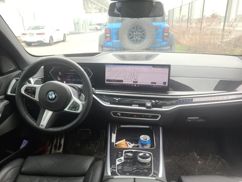 BMW X5 40i* M-pack* Distr* Sky lounge* Вакуум* Масаж* 360, снимка 6 - Автомобили и джипове - 54586494