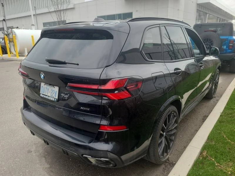 BMW X5 40i* M-pack* Distr* Sky lounge* Вакуум* Масаж* 360, снимка 3 - Автомобили и джипове - 54586494
