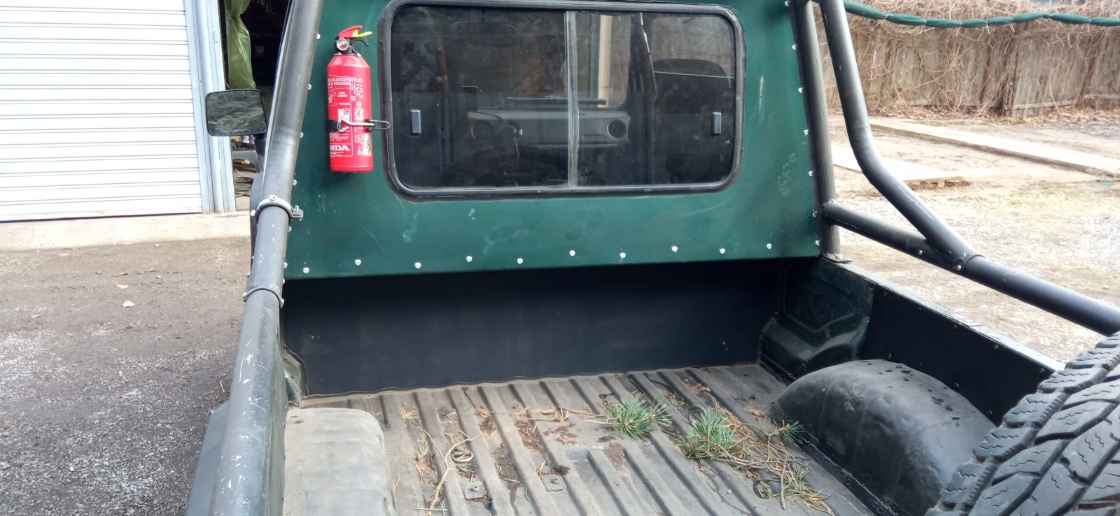 Suzuki Samurai 1, 6/16v - изображение 5
